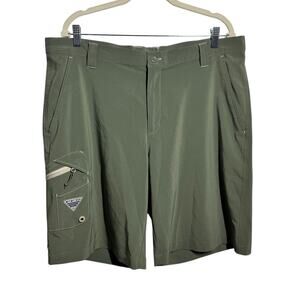 Columbia PFG Thermal Tackle Short Men 38 Green Sport Fishing Outdoor Gorpcore